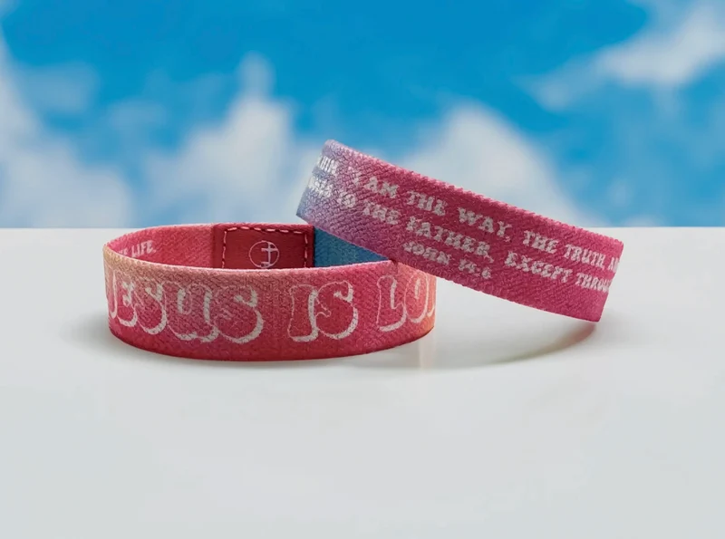 Versible Tap to Pray Wristband