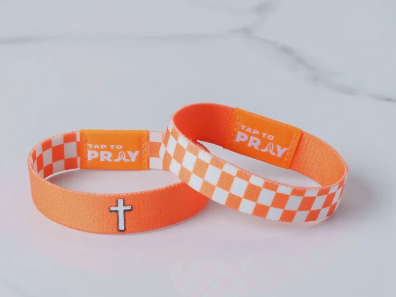 Versible Tap to Pray Wristband