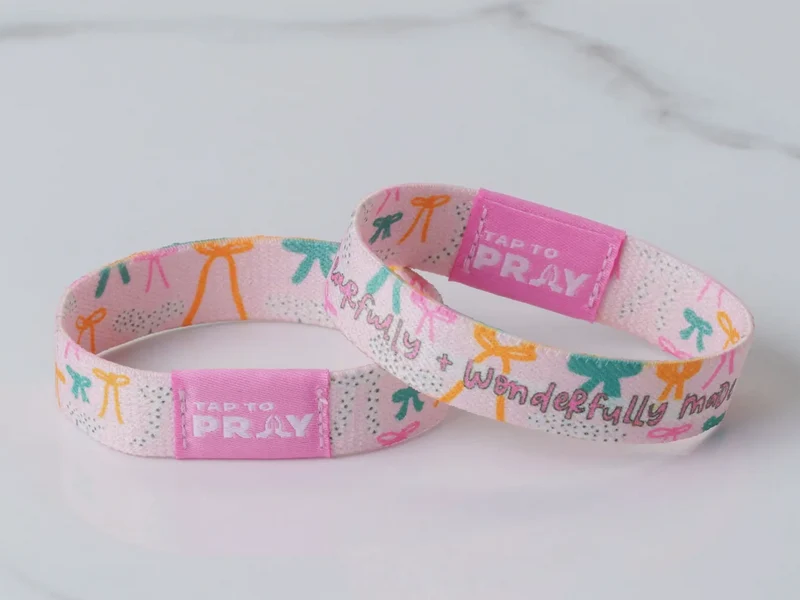 Versible Tap to Pray Wristband