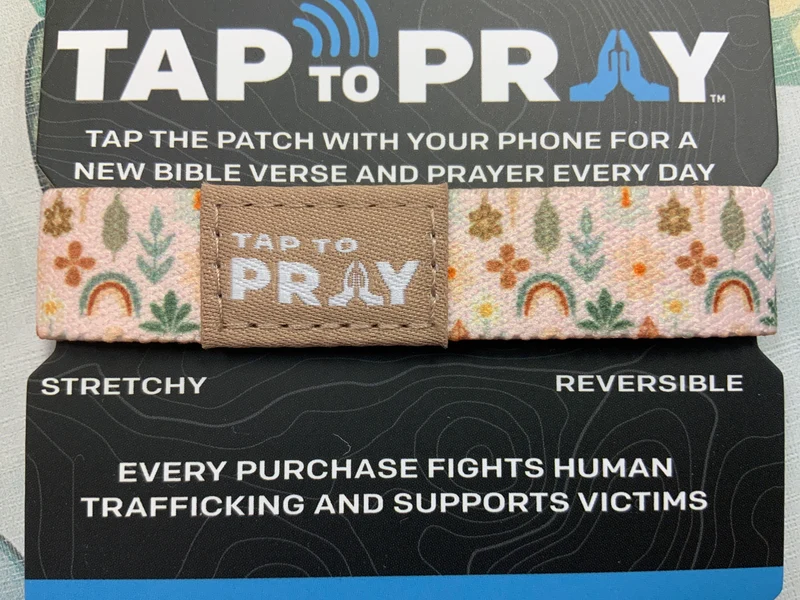 Versible Tap to Pray Wristband