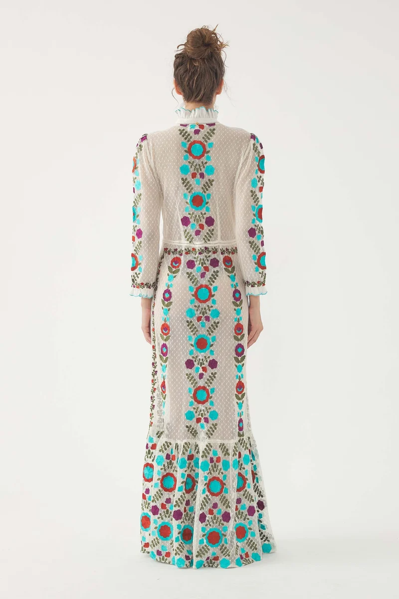 Robe longue brodée Ary
