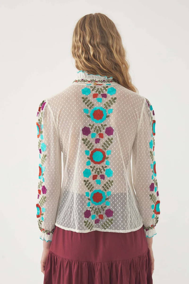 Blouse brodée Ary