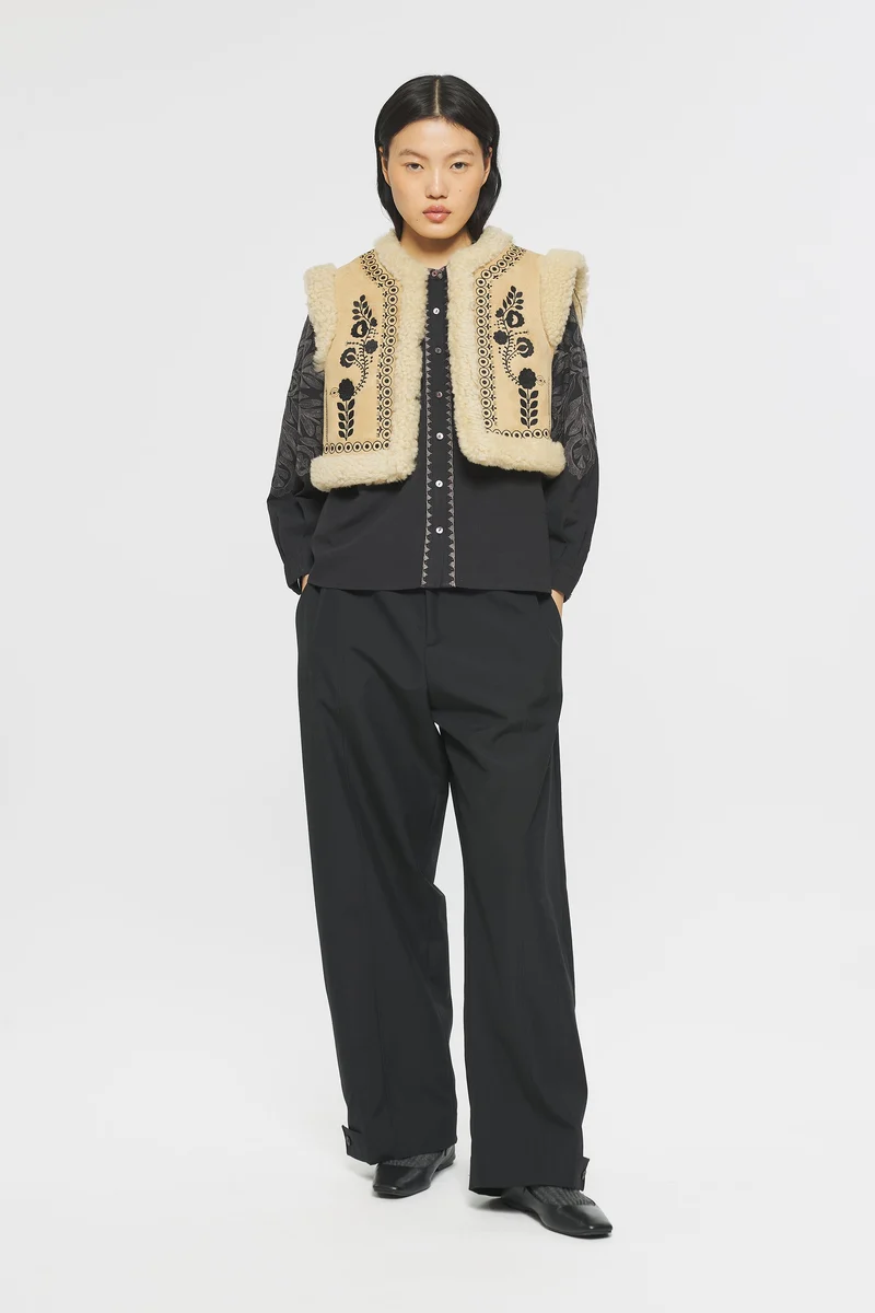 Gilet brodé et reversible Dune