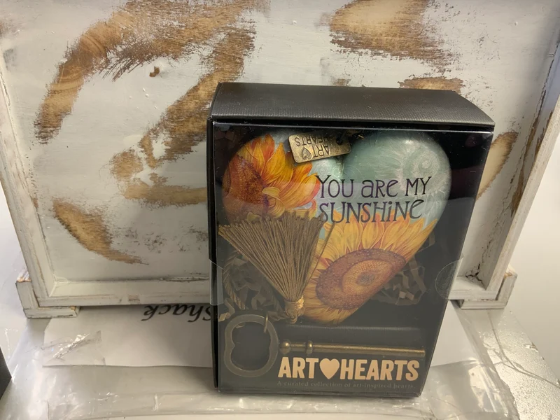 Demdaco Art heart whole heart