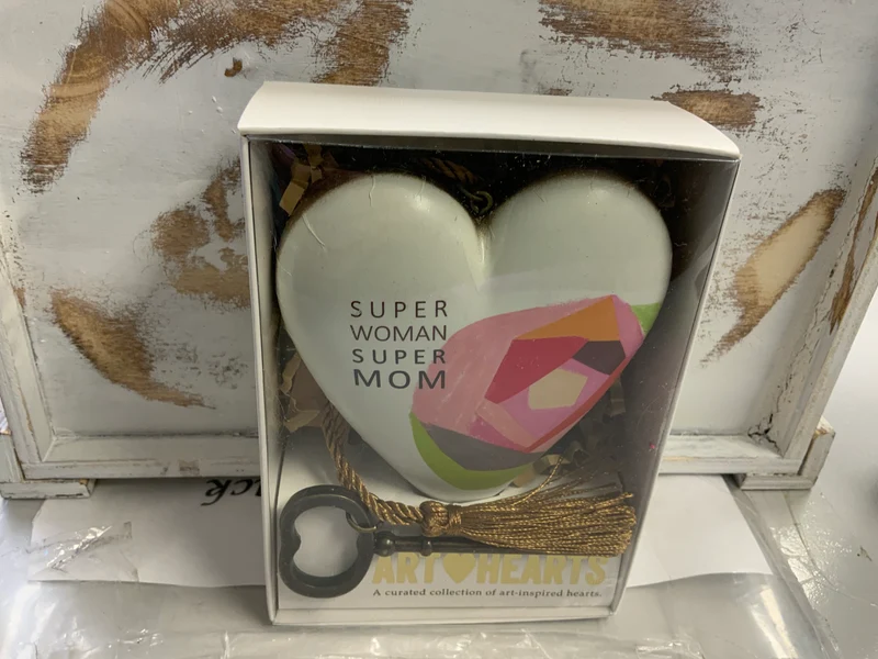 Demdaco Art heart whole heart