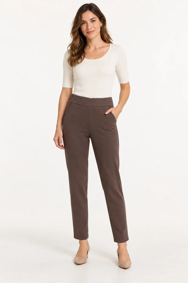 Le pantalon droit à enfiler Devia Collection | F773P