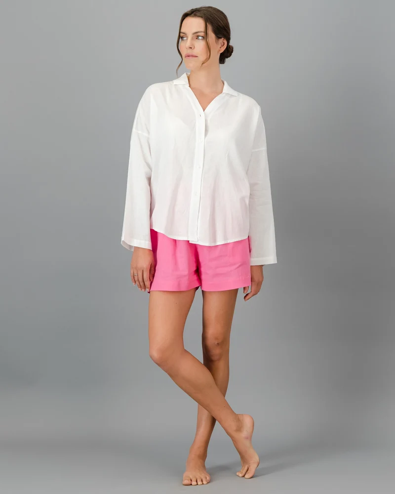 Women's pink linen shorts