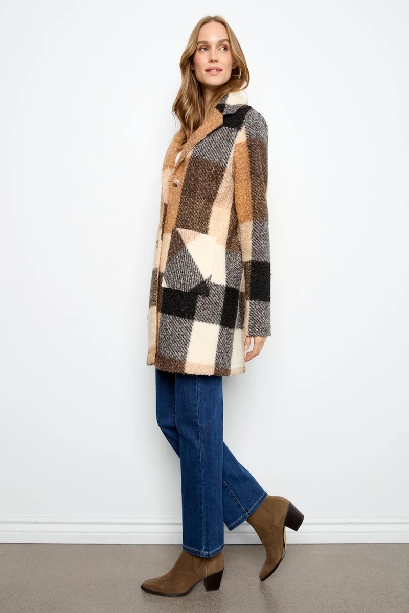 Le manteau à carreaux en bouclé Charlie B | C6141ZR-707B