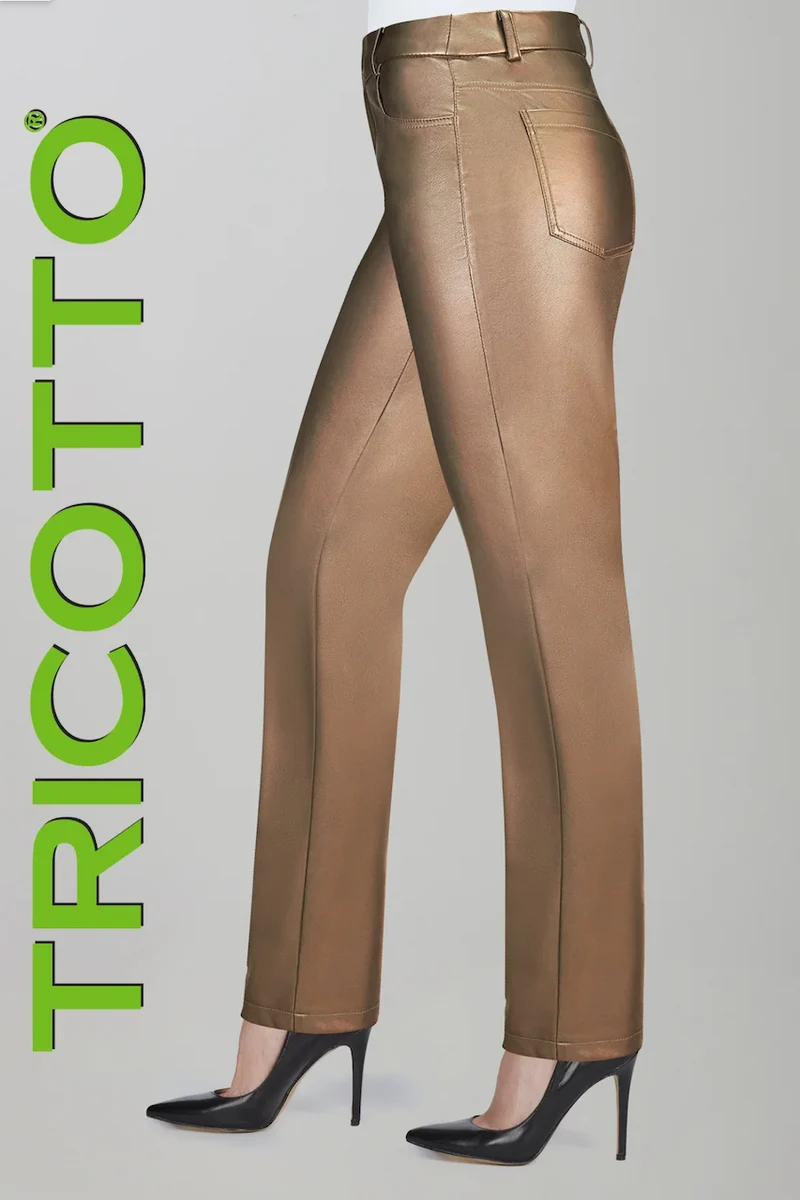 Le pantalon en similicuir | T-432