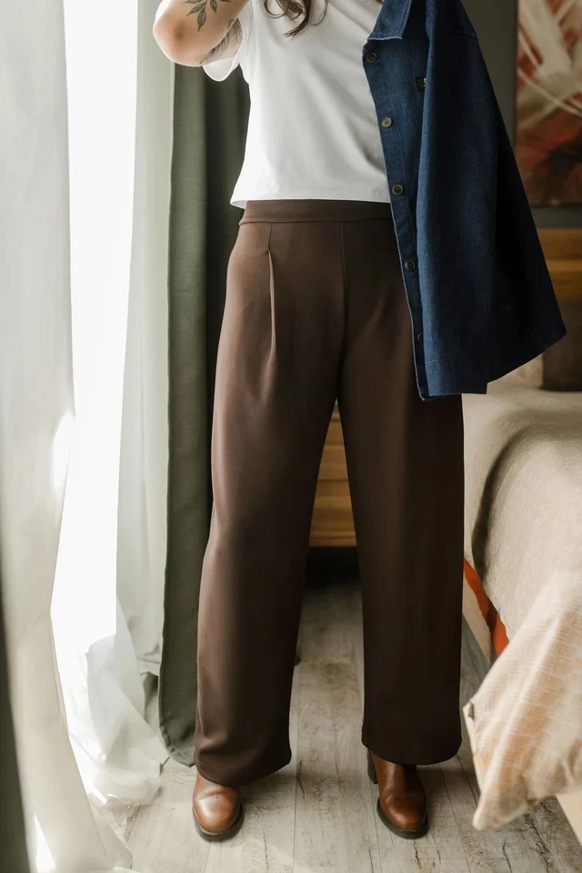 LOUVE Pantalon Scuba