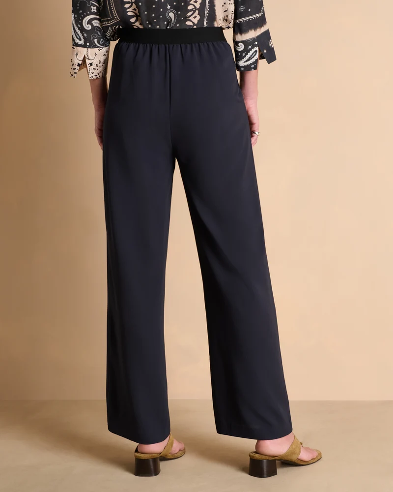 Pantalon noir large et fluide PORTOROSSO14/14019/500
