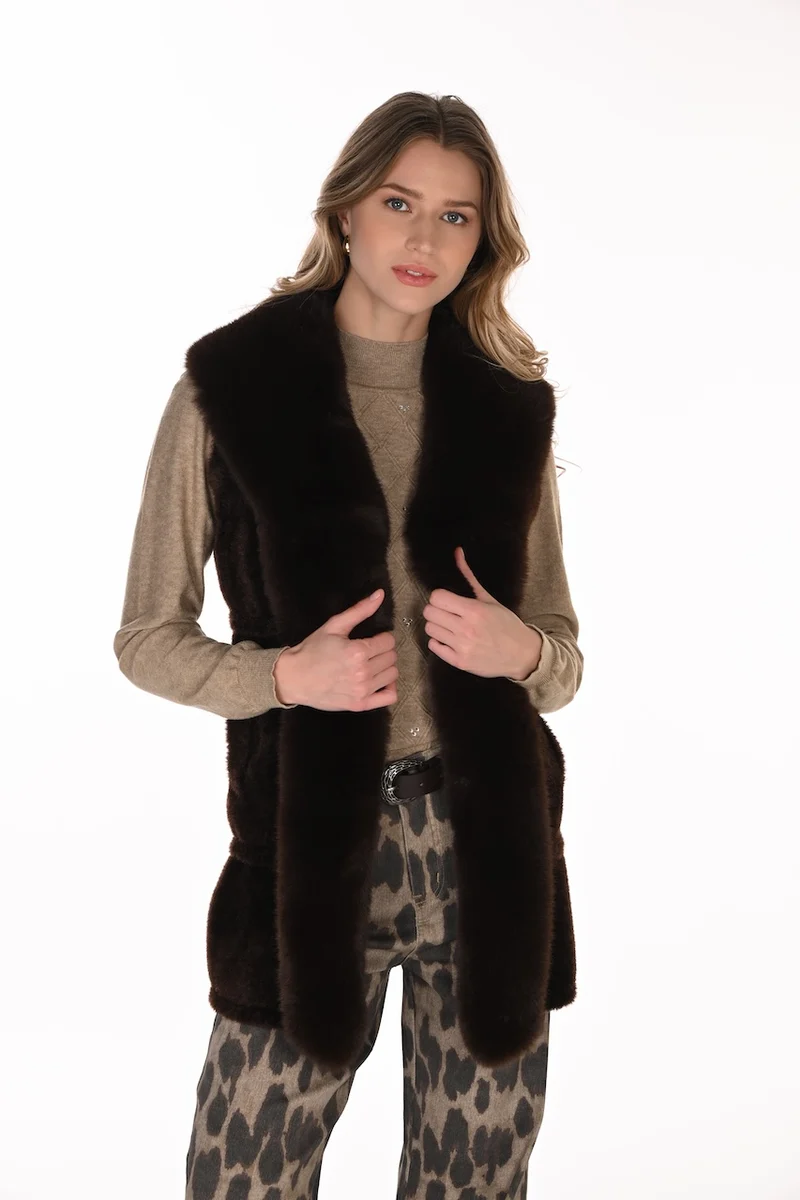 Le gilet sans manches en fausse fourrure Frank Lyman | 263704