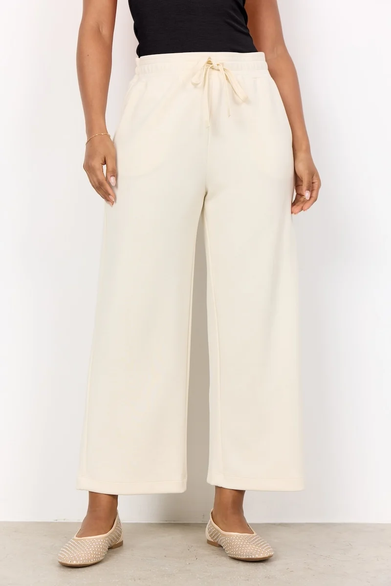 Le pantalon détente à jambe droite Soya Concept | 25190