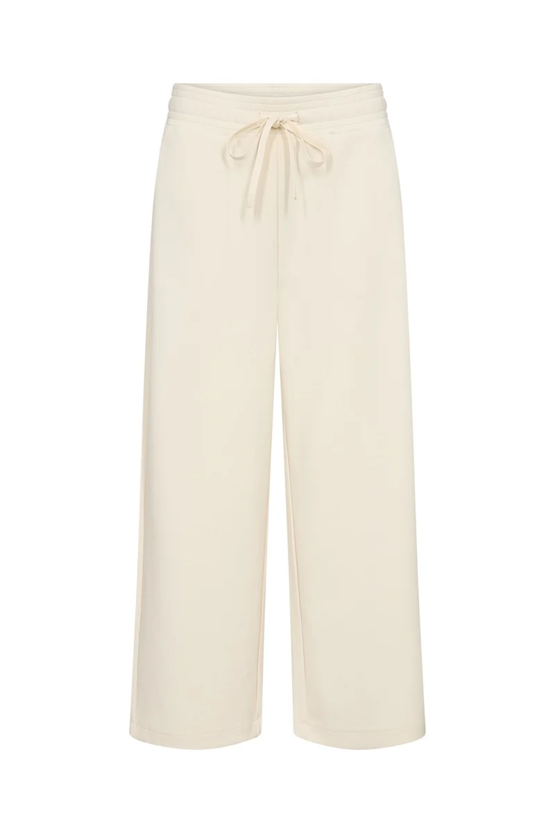 Le pantalon détente à jambe droite Soya Concept | 25190