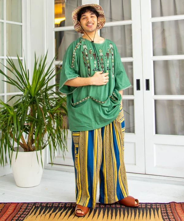 Pantalon rayé à jambes larges pour homme