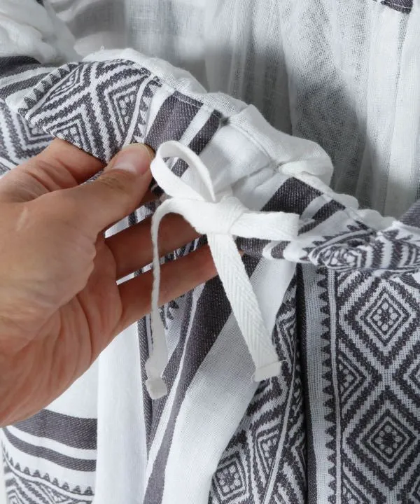 Pantalon rayé à jambes larges pour homme