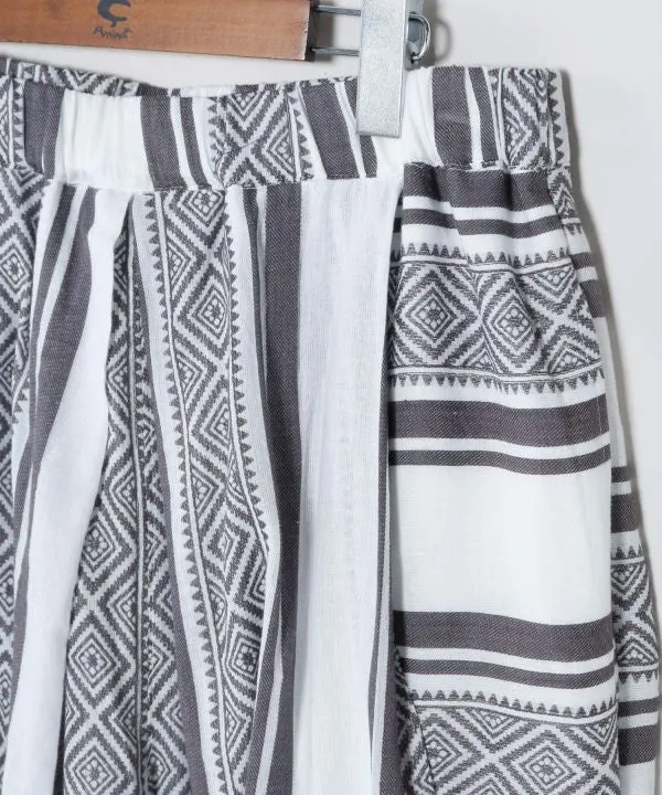 Pantalon rayé à jambes larges pour homme