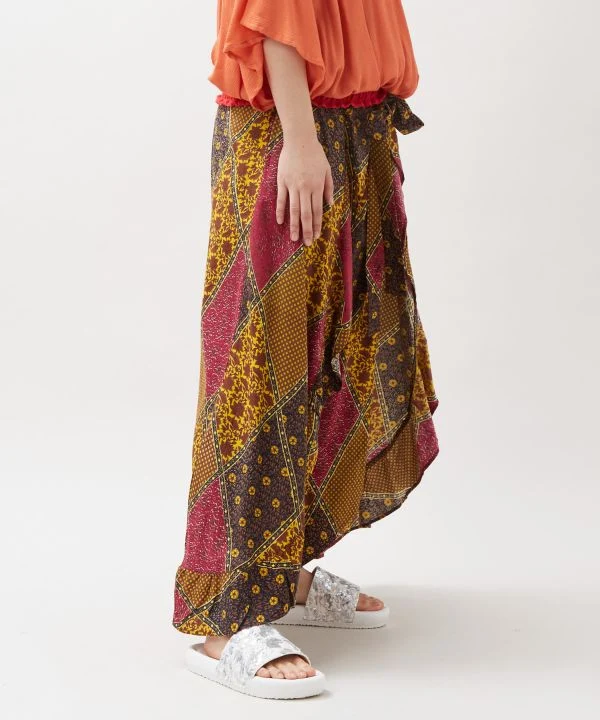 Pantalon à volants à carreaux style portefeuille