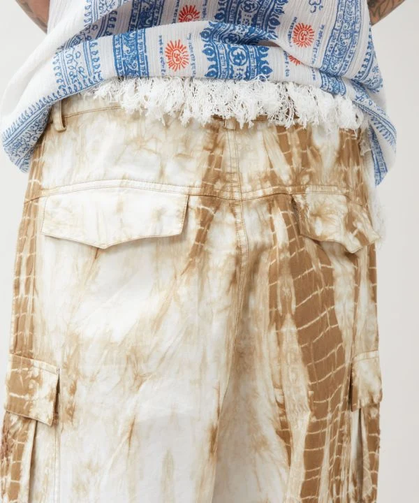 Pantalon en jean brodé de miroirs
