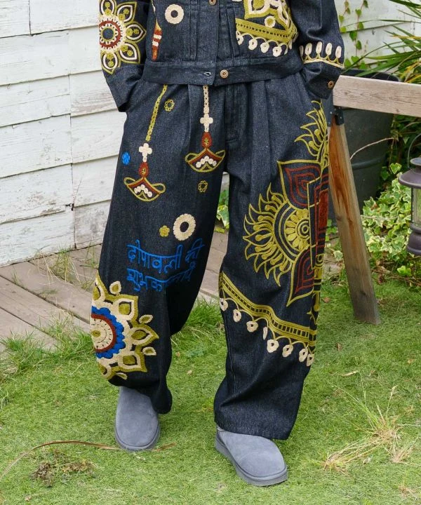 Pantalon en denim brodé Ari