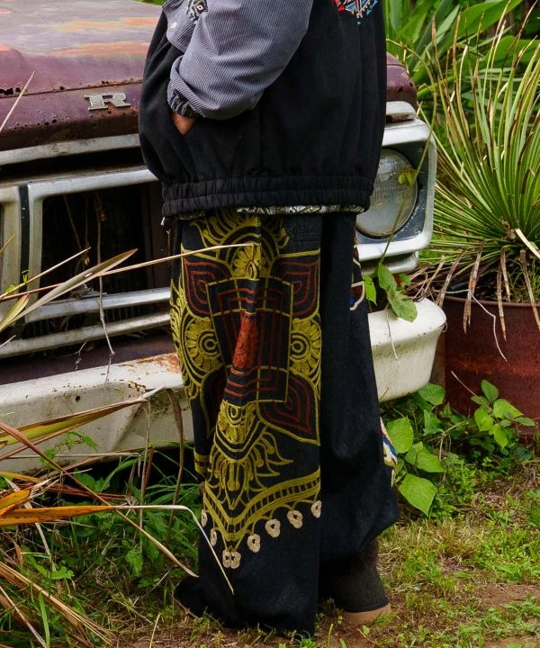 Pantalon en denim brodé Ari pour homme