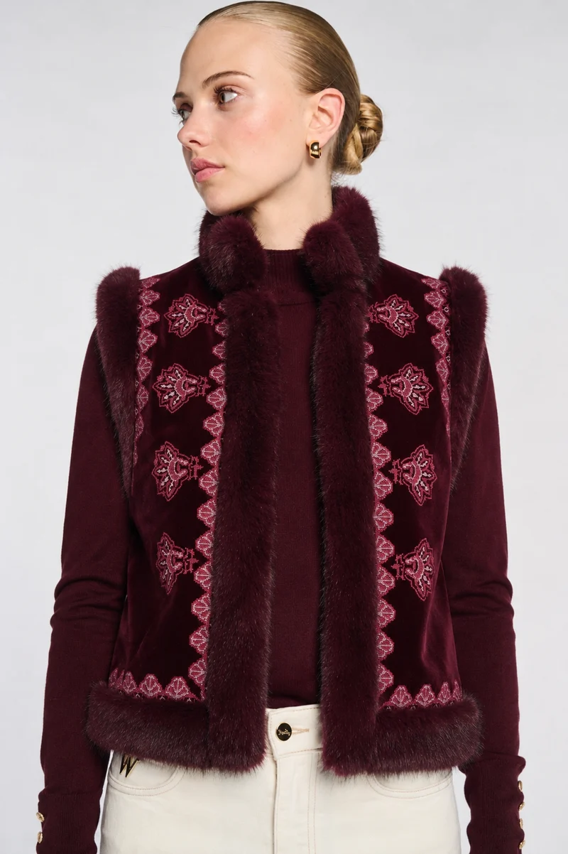 Veste sans manches brodée