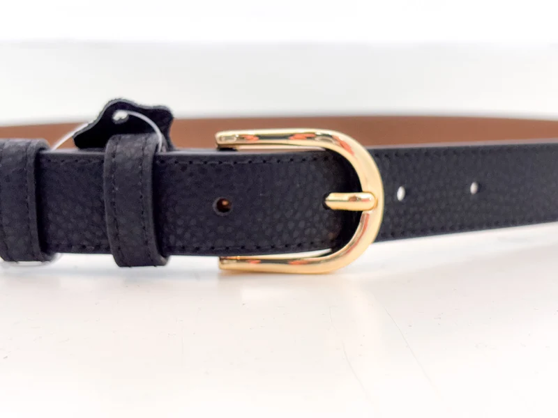 Ceinture fine en cuir noir