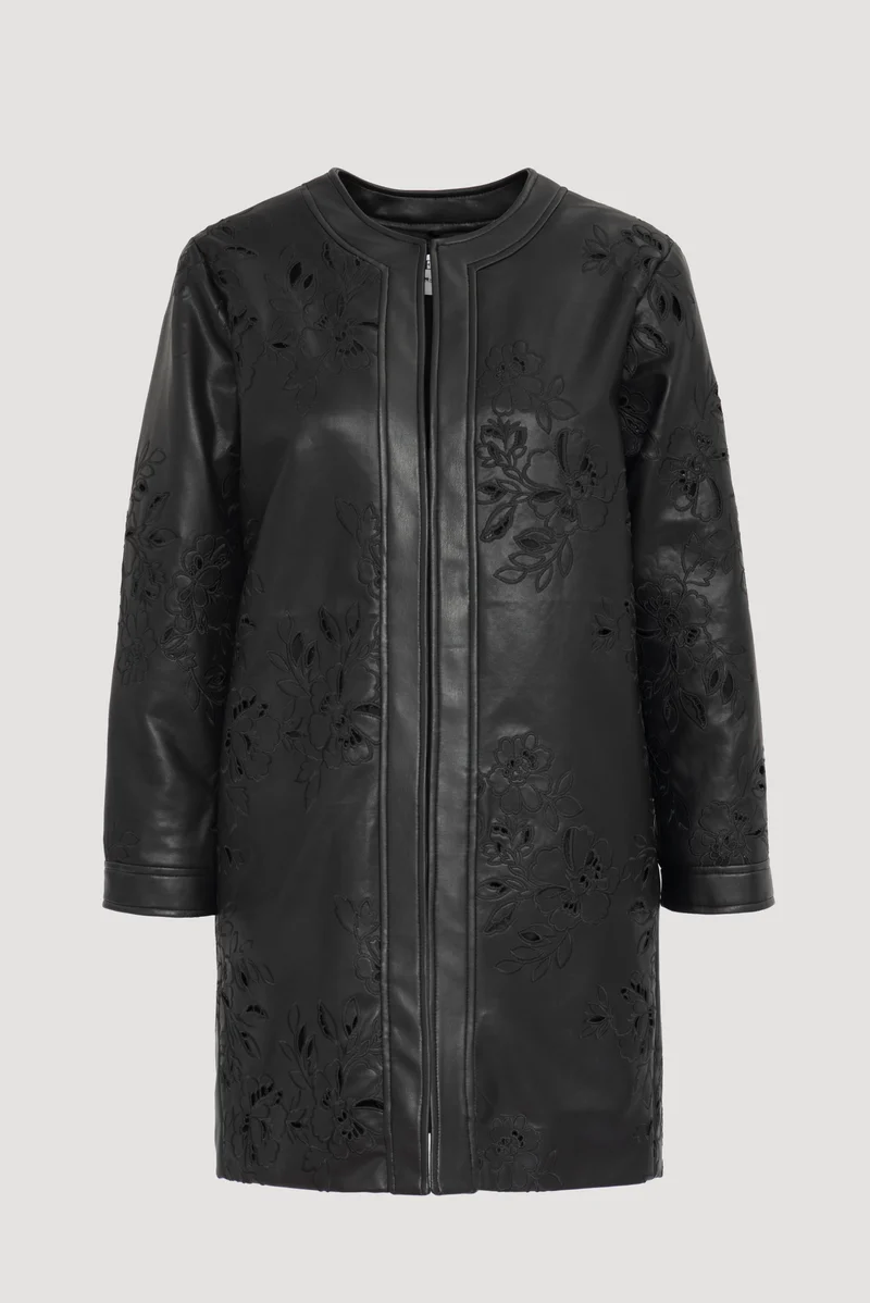 Manteau en éco-cuir brodé