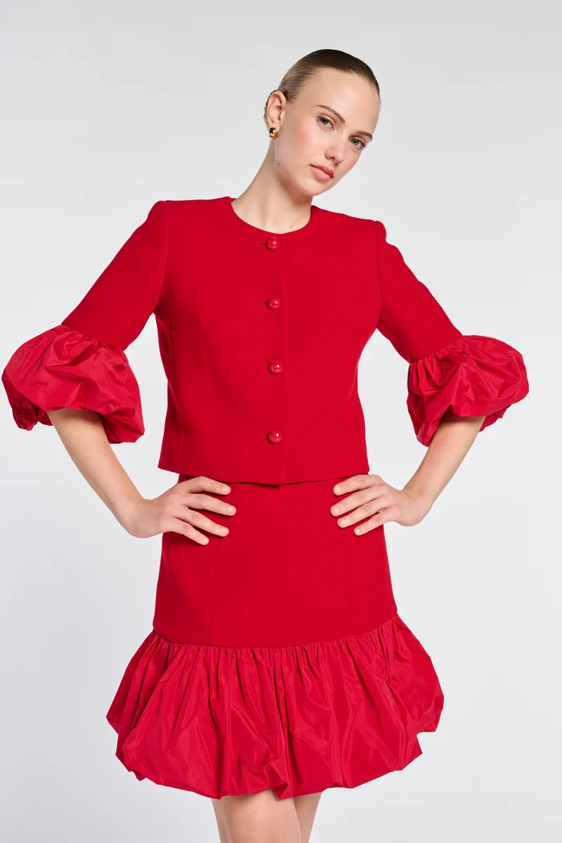 Veste à manches bouffantes