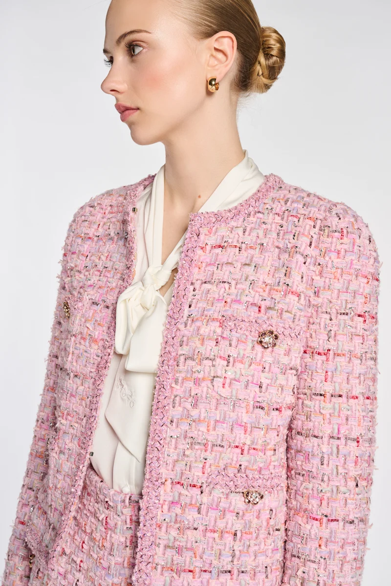 Veste en tweed pastel galonnée