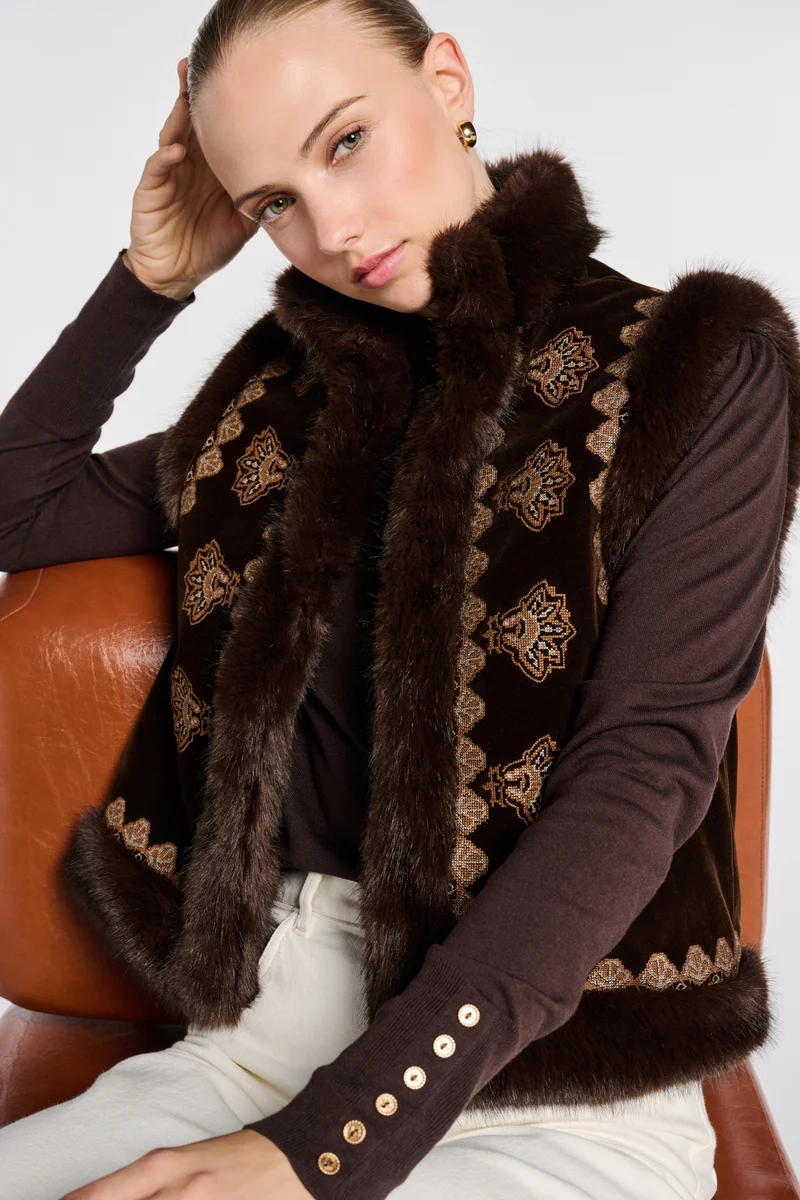 Veste sans manches brodée
