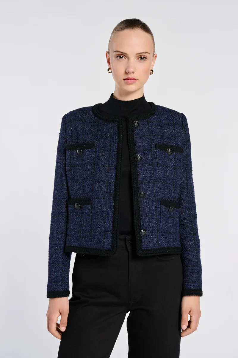 Veste en tweed galonée