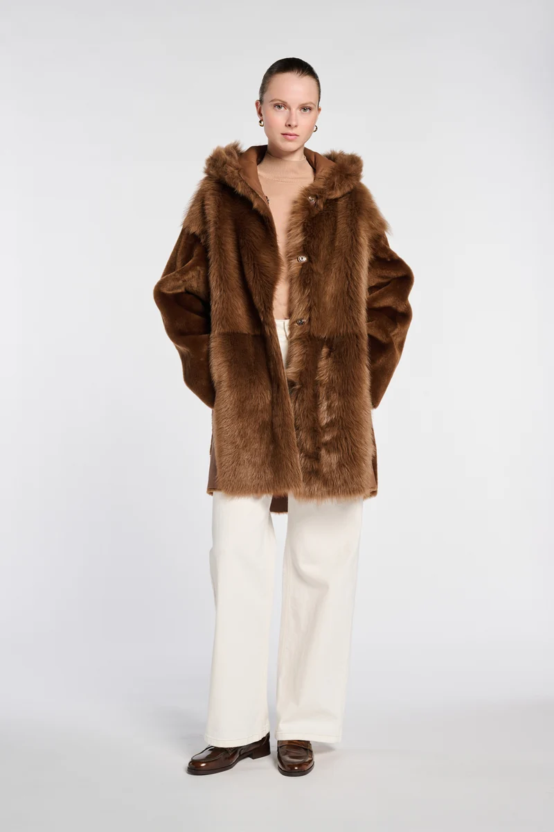 Manteau bi-matière en fourrure