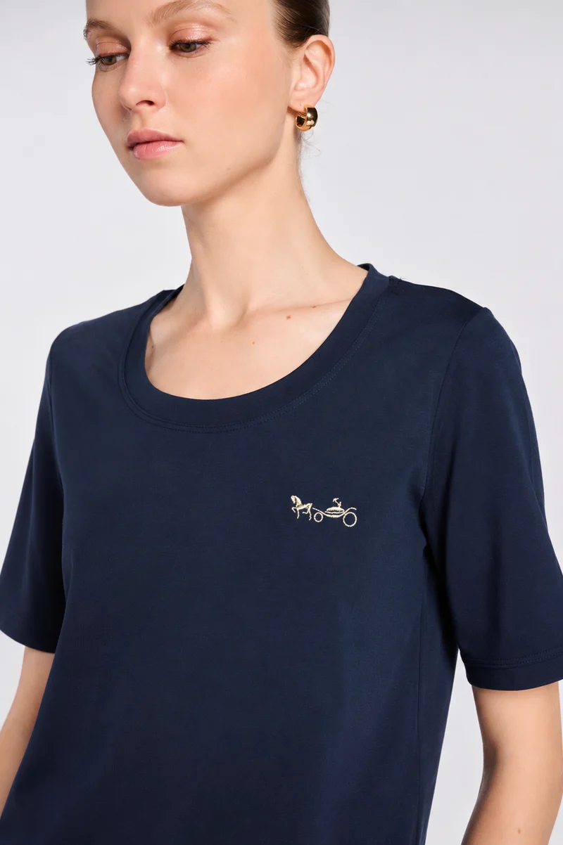 T-shirt logo