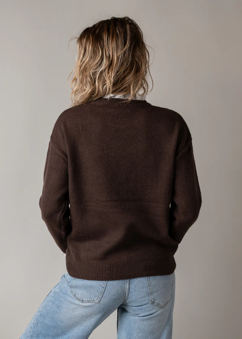 Pull chocolat dentelle brodé Iconic Clémence