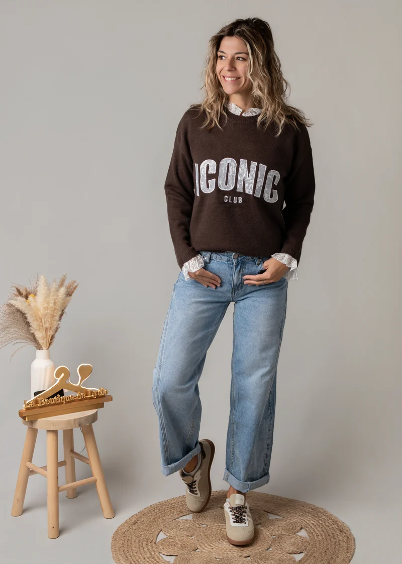 Pull chocolat dentelle brodé Iconic Clémence