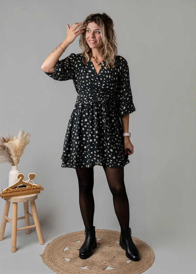 Robe courte cache-cœur noire à motifs Lison