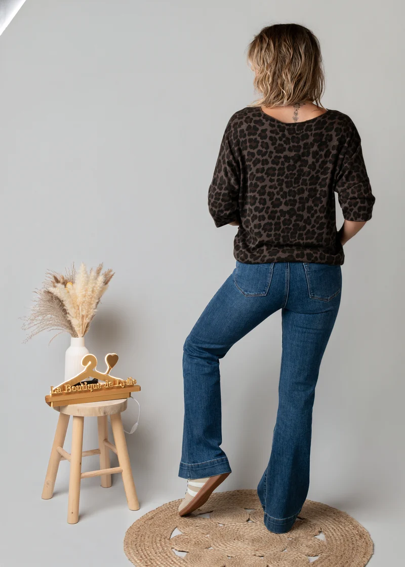 Jean flare bleu brut bas large surpiqué Cléo