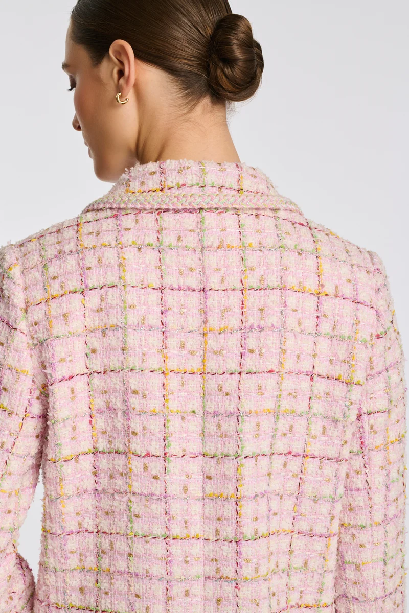 Blazer en tweed pastel galonné