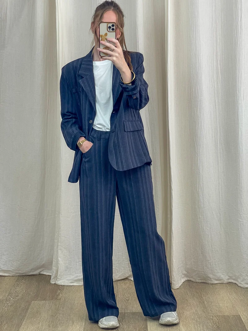 Pantalon Sally - Pantalon large rayé bleu marine style tailleur