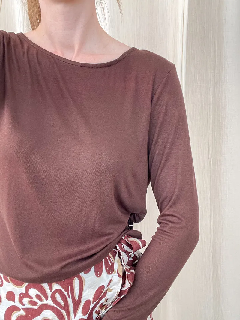 T-shirt Madeline - Top dos nu drapé manches longues marron