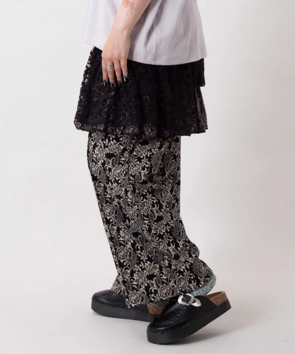 Pantalon large à motifs botaniques