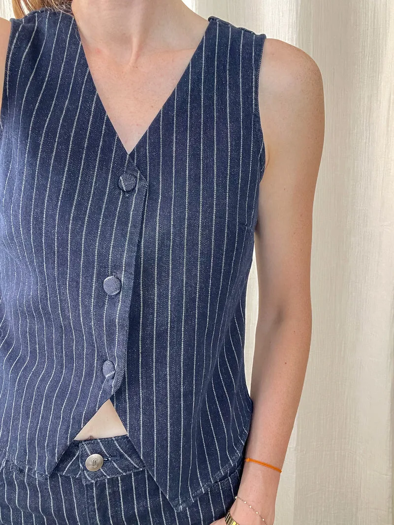 Gilet Tom - Gilet Oraije sans manches bleu marine rayé style tailleur