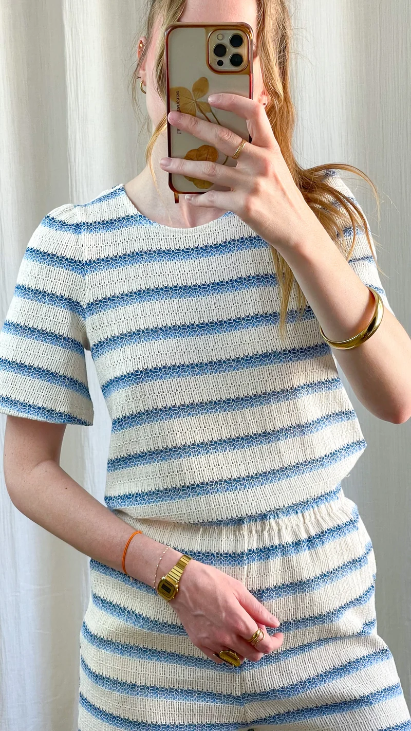 T-shirt Lana - Top maille rayé bleu et écru manches courtes