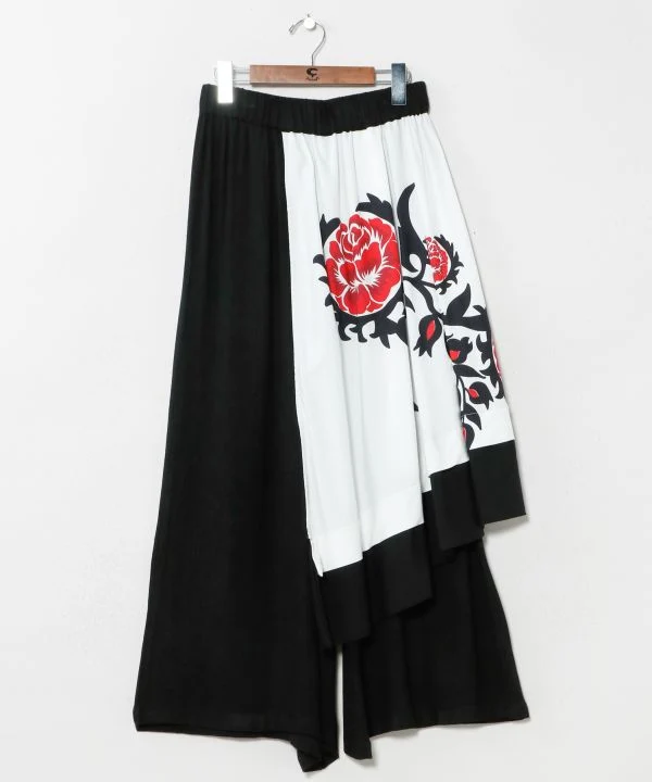Pantalon asymétrique à fleurs Suzani