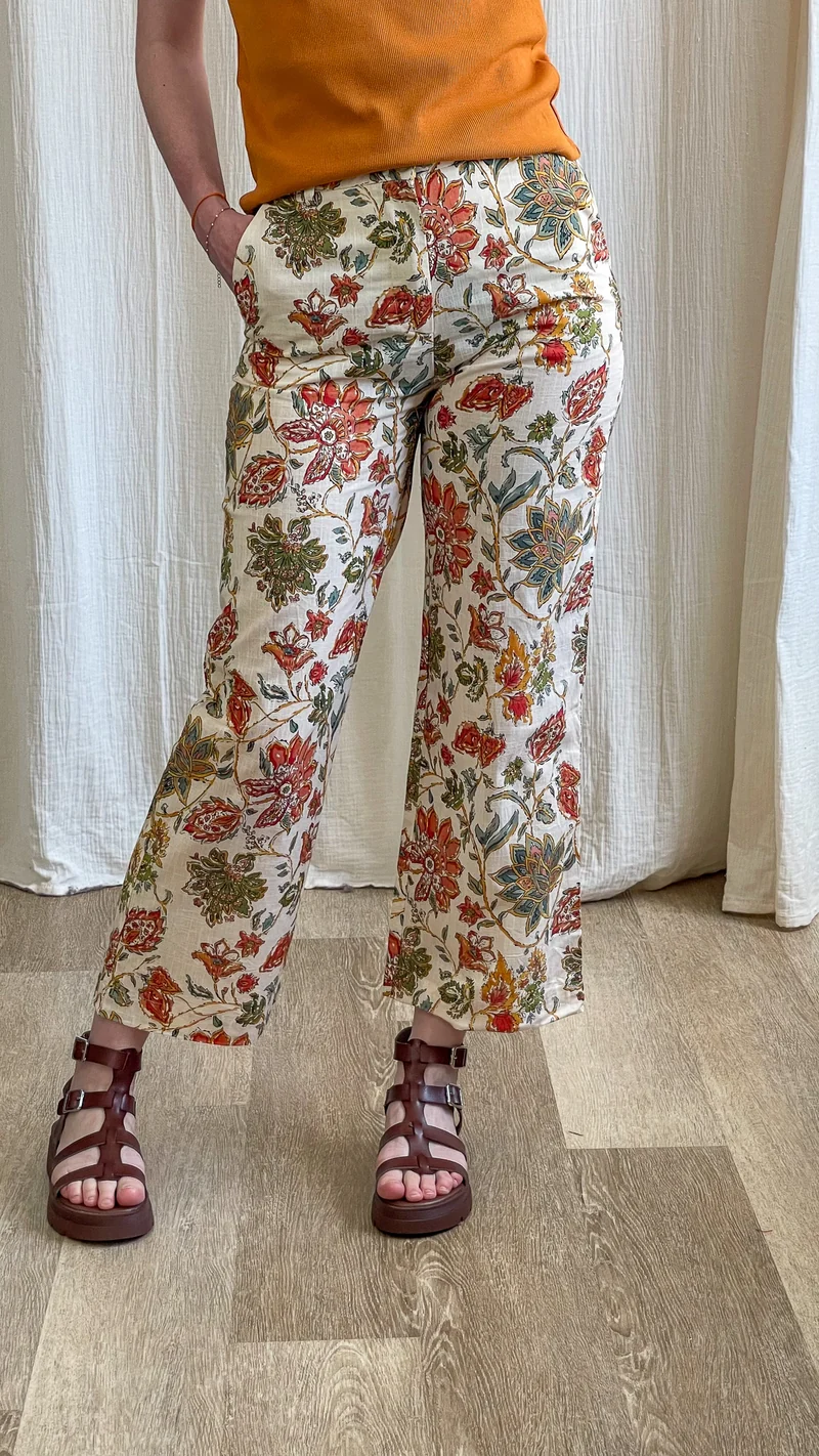 Pantalon fleuri en coton - Coupe large motif floral bohème