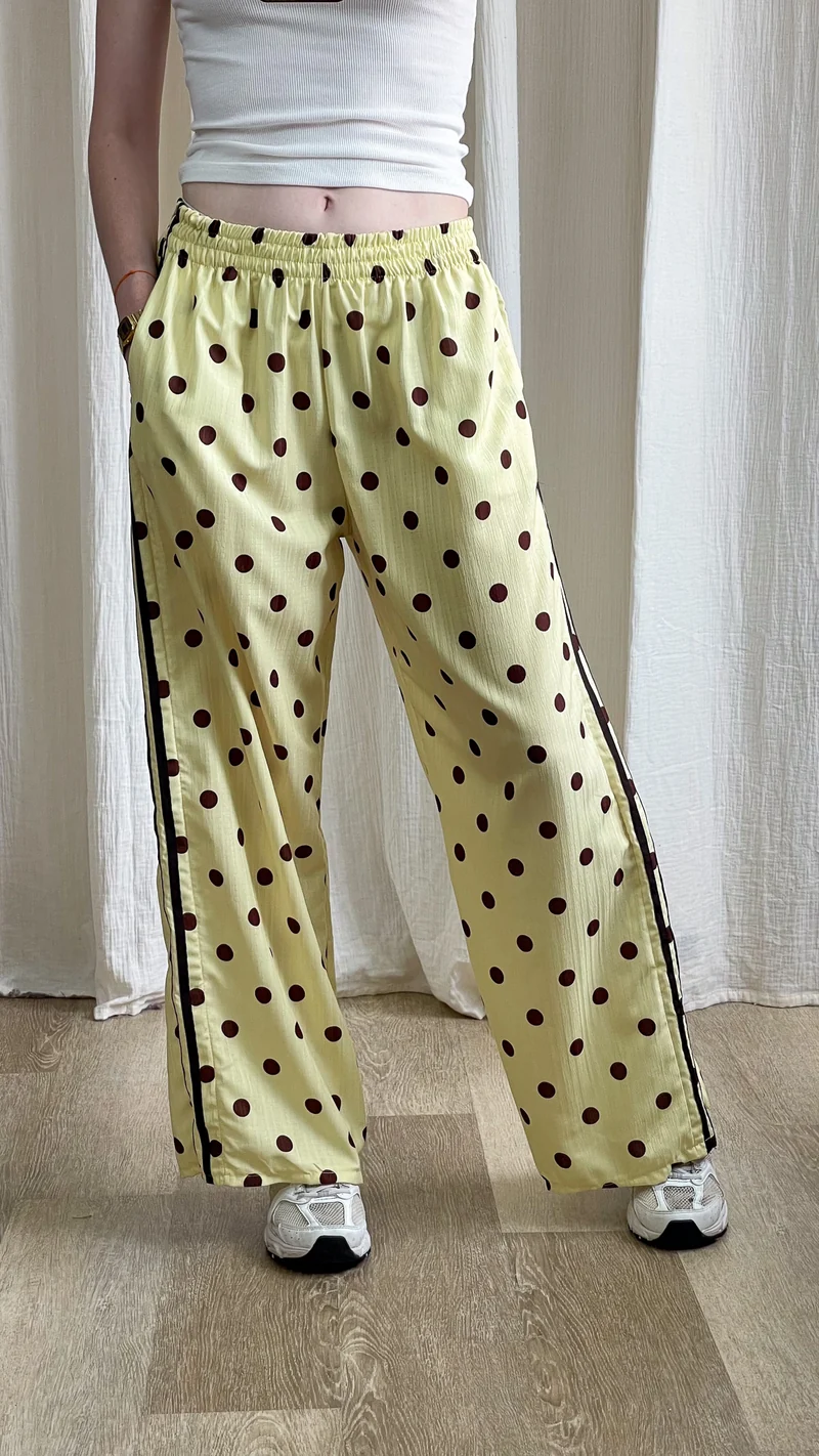 Pantalon Doti - Pantalon large fluide à pois avec bandes latérales