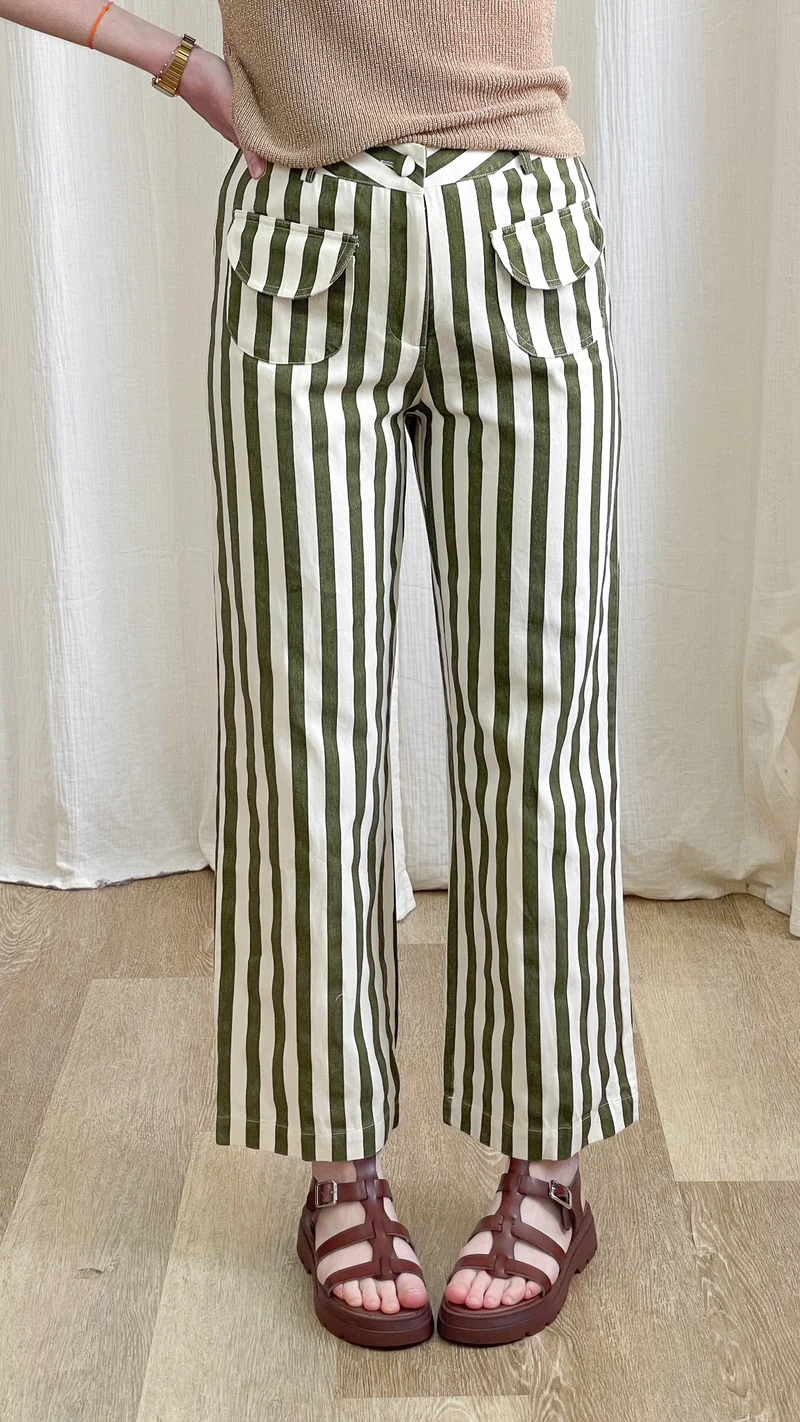 Pantalon Adèle – Pantalon rayé vert et écru coupe droite