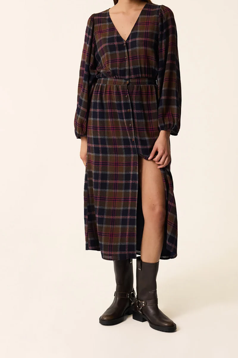 Robe Tomeo Boma