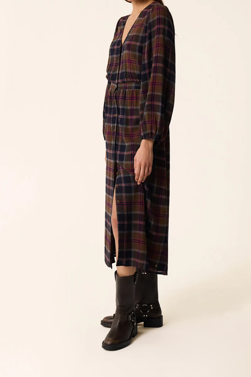 Robe Tomeo Boma